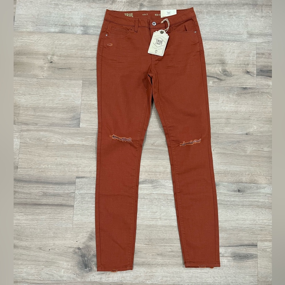 TRUE CRAFT Mid Rise Skinny Jeans Size 7
